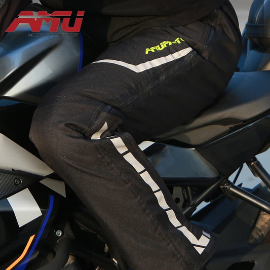 Motorcycle Quick-Release Winter Pants — CE2 Knee Pads