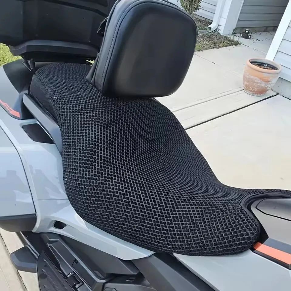 Goldwing GL1800 3D Airflow Seat Cover — 2018–2024 Fitment