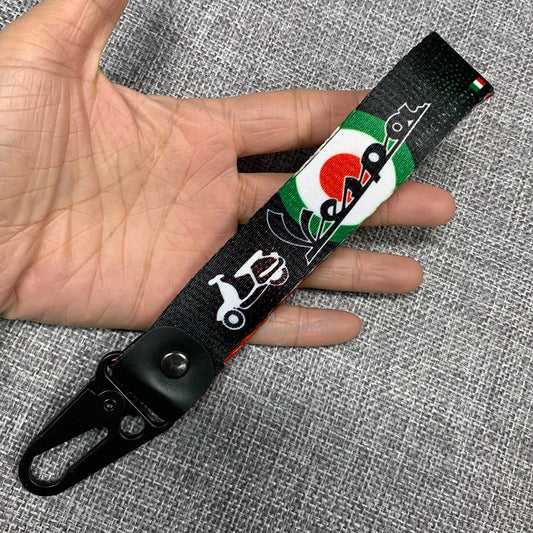 Motorcycle Keychain Pendant – Durable Metal Key Accessory